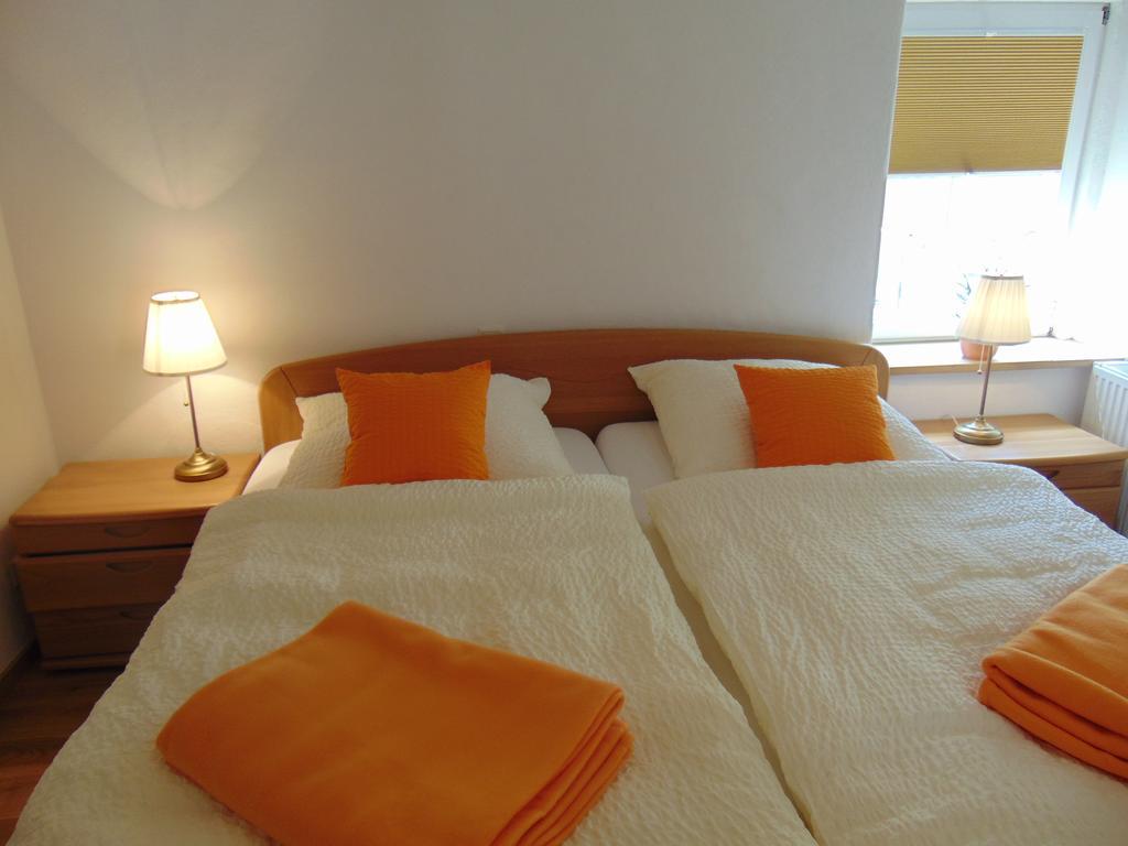 بورجين Ferienwohnung Bergblick /Moseltal المظهر الخارجي الصورة